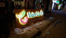 Đặt làm bảng hiệu hộp đèn thủ đức theo yêu cầu, giá tốt