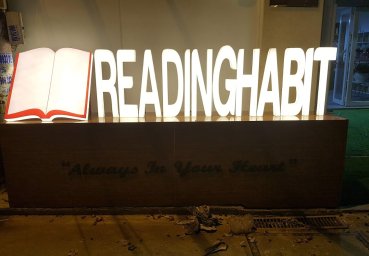 Cập nhật xu hướng bảng hiệu LED năm 2025 cho doanh nghiệp