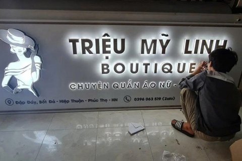 Xu Hướng Thiết Kế Bảng Hiệu Shop Thời Trang Được Ưa Chuộng