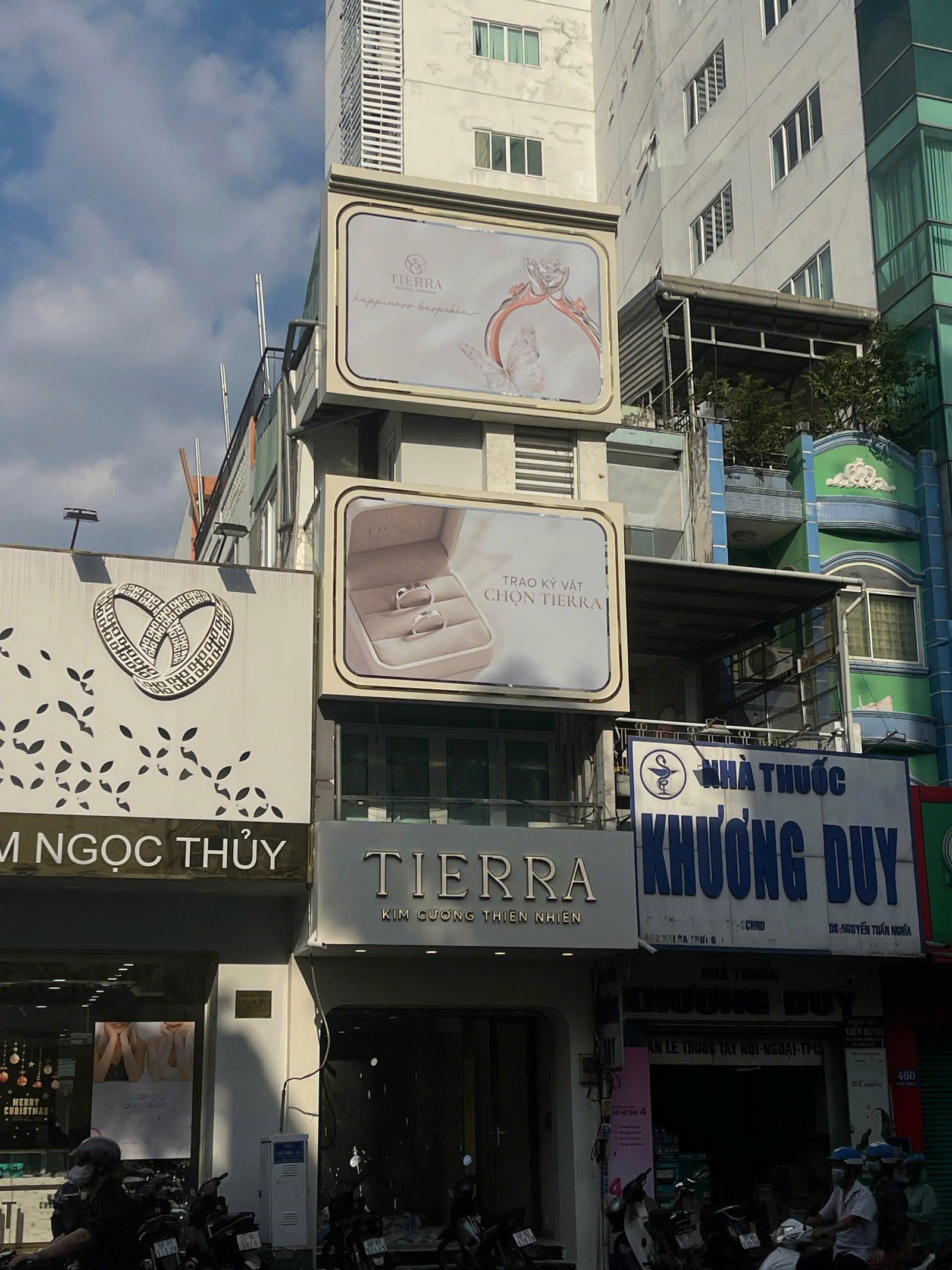 giá bảng hiệu hộp đèn quận 1