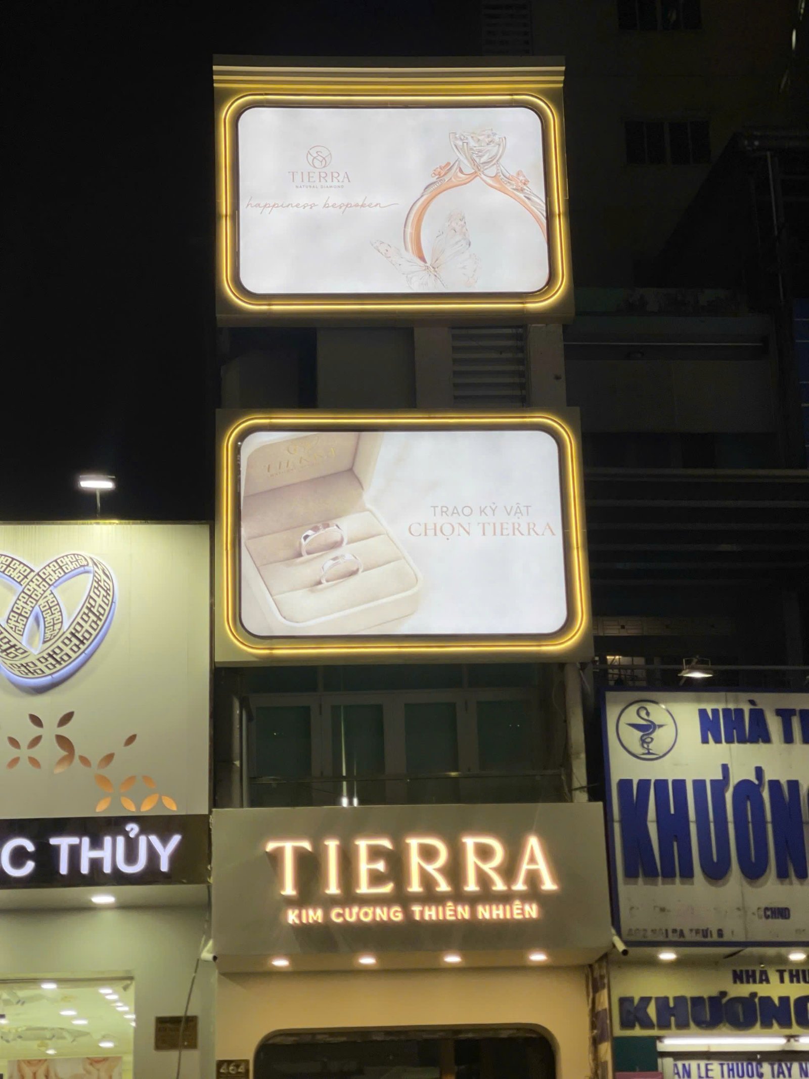 giá bảng hiệu hộp đèn quận 1