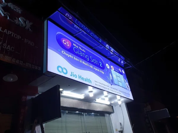 bảng hiệu hộp đèn đứng TP HCM