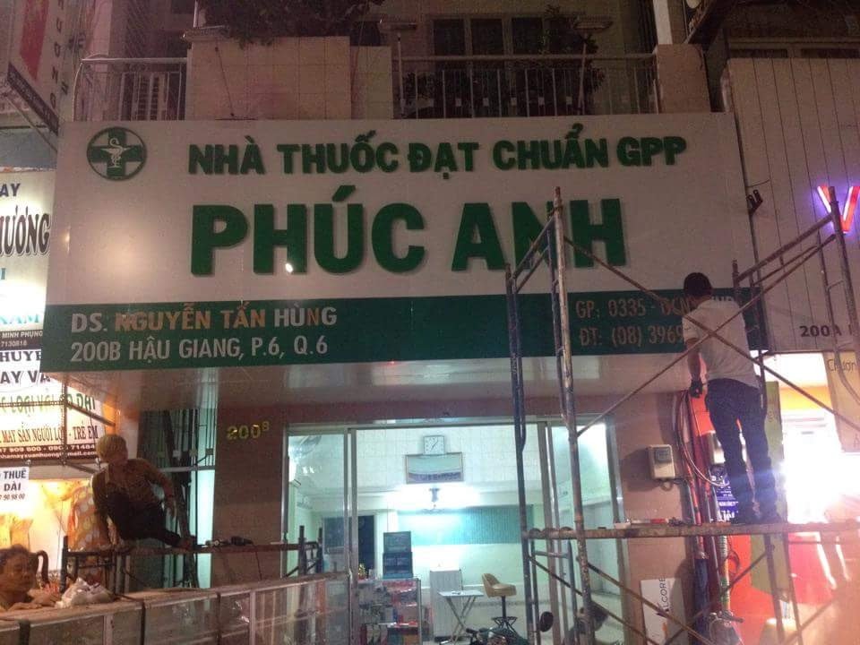 bảng hiệu nhà thuốc Thủ Đức