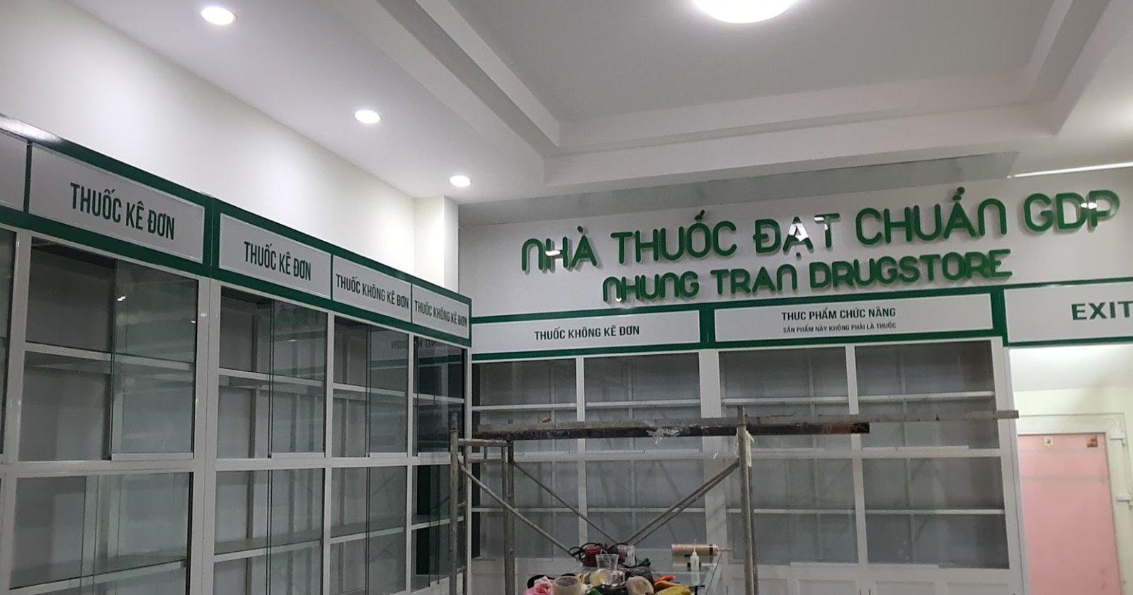 biển quảng cáo nhà thuốc Tp Hcm