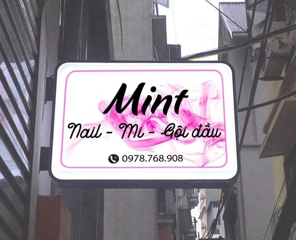 bảng hiệu hộp đèn nail quận 1