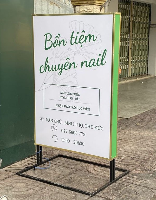 biển hiệu đứng Tp Hcm