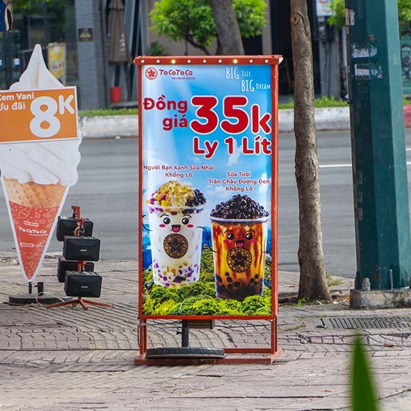 biển hiệu đứng Tp Hcm