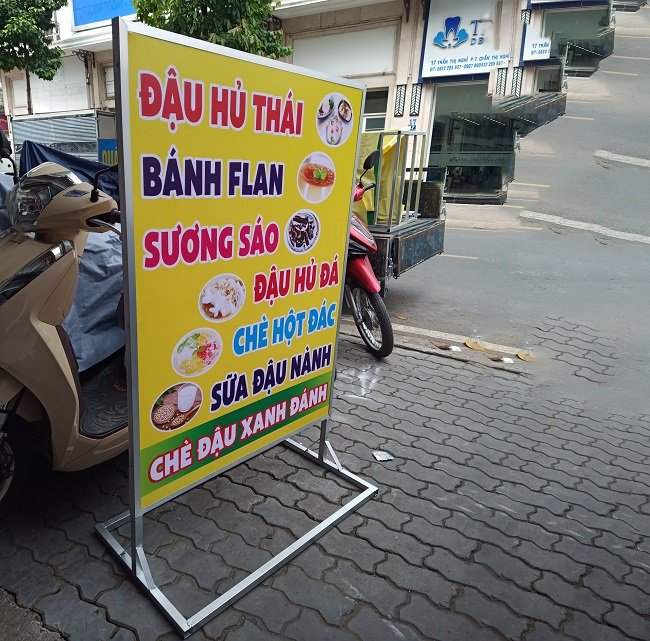 biển hiệu đứng Tp Hcm