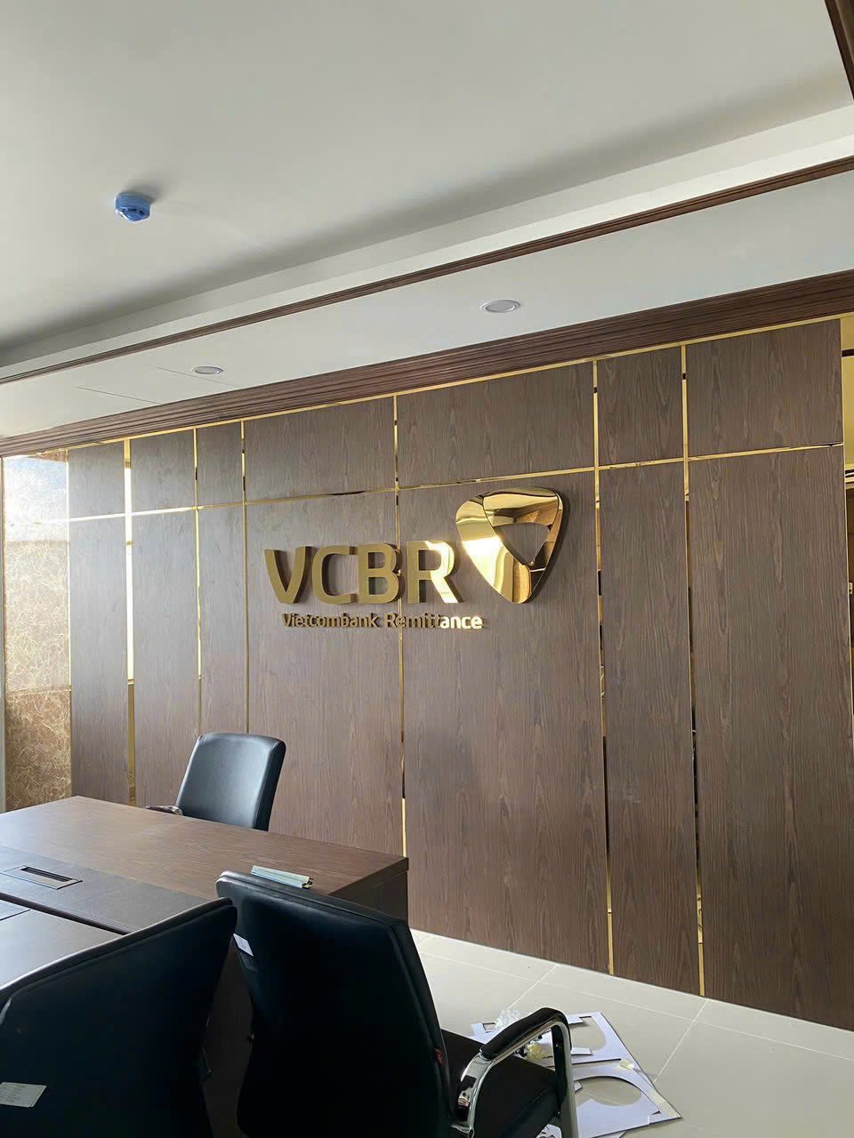 bảng hiệu ngân hàng Tp Hcm