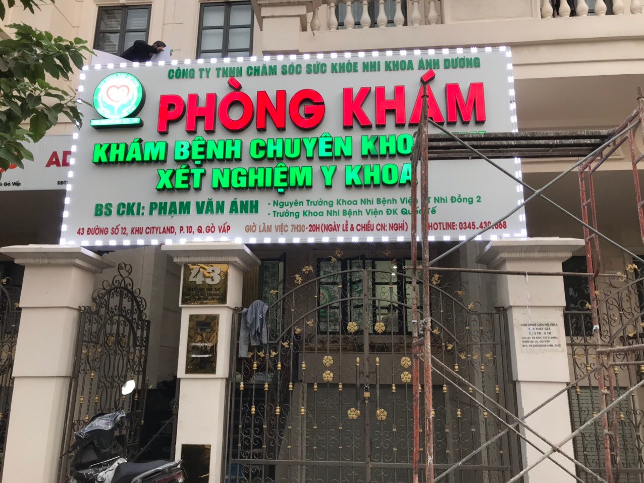 Bảng hiệu phòng khám TPHCM