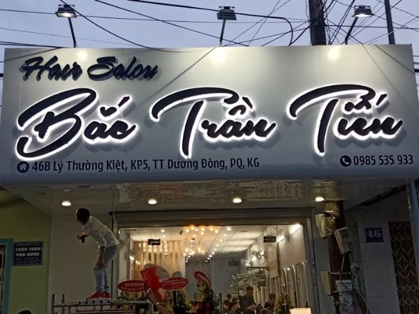 bảng hiệu Alu chữ mica đẹp