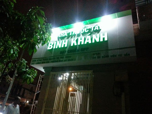 Bảng hiệu nhà thuốc đẹp bằng Alu chữ nổi