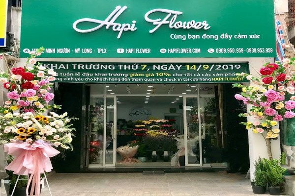 Mẫu bảng hiệu shop hoa tươi bằng mica, chữ nổi