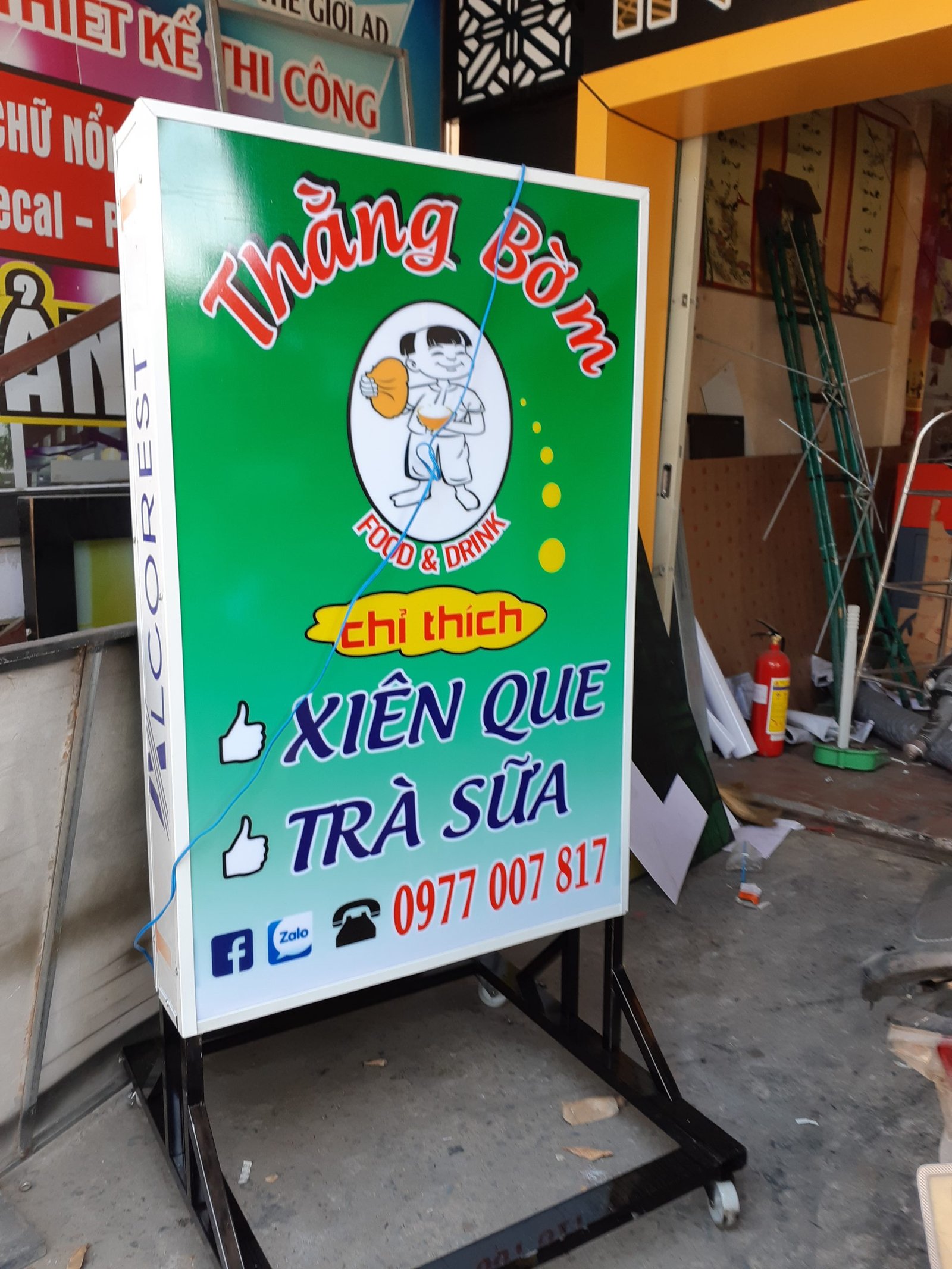 bảng quảng cáo hộp đèn hai mặt