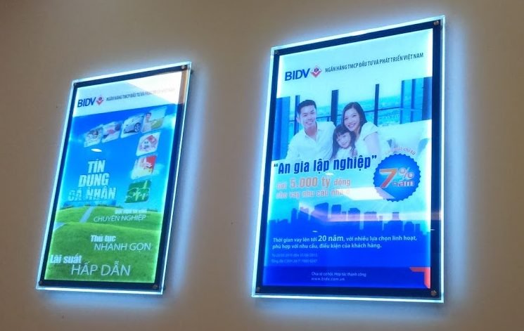 làm hộp đèn LED quảng cáo siêu mỏng