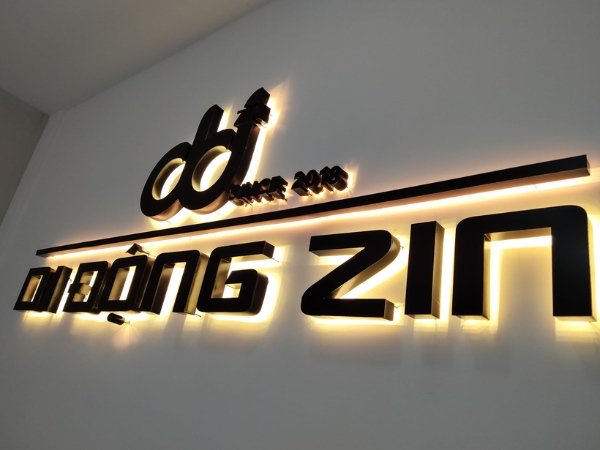 Thi công bảng quảng cáo Alu chữ nổi