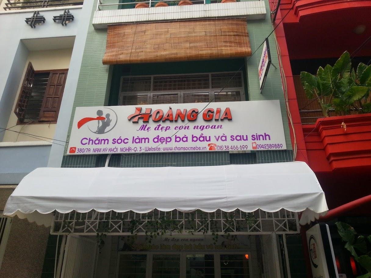 Một bảng hiệu mặt dựng alu đẹp