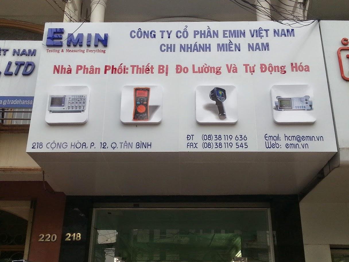 Việc thi công không cẩn thận sẽ làm cho bảng hiệu dễ bị đọng nước