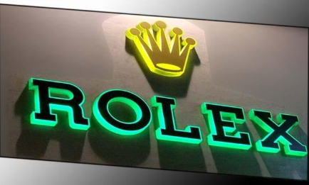 Ngoài tính thẩm mỹ cao, hộp đèn chữ nổi còn tiết kiệm năng lượng đáng kể