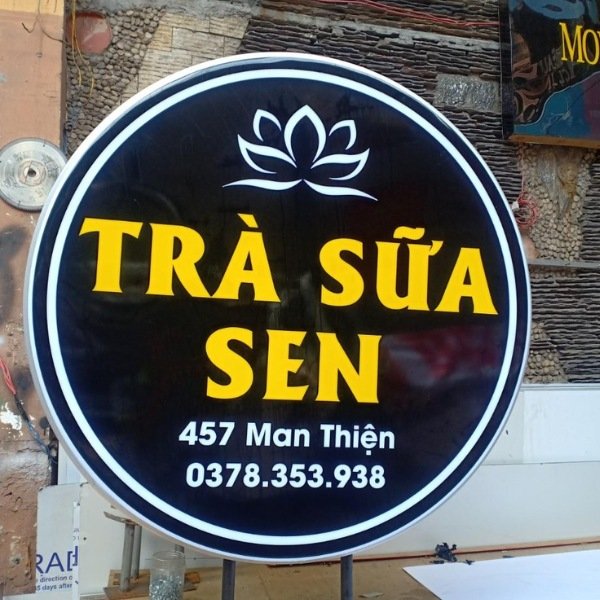 Làm bảng hiệu hộp đèn tròn mica