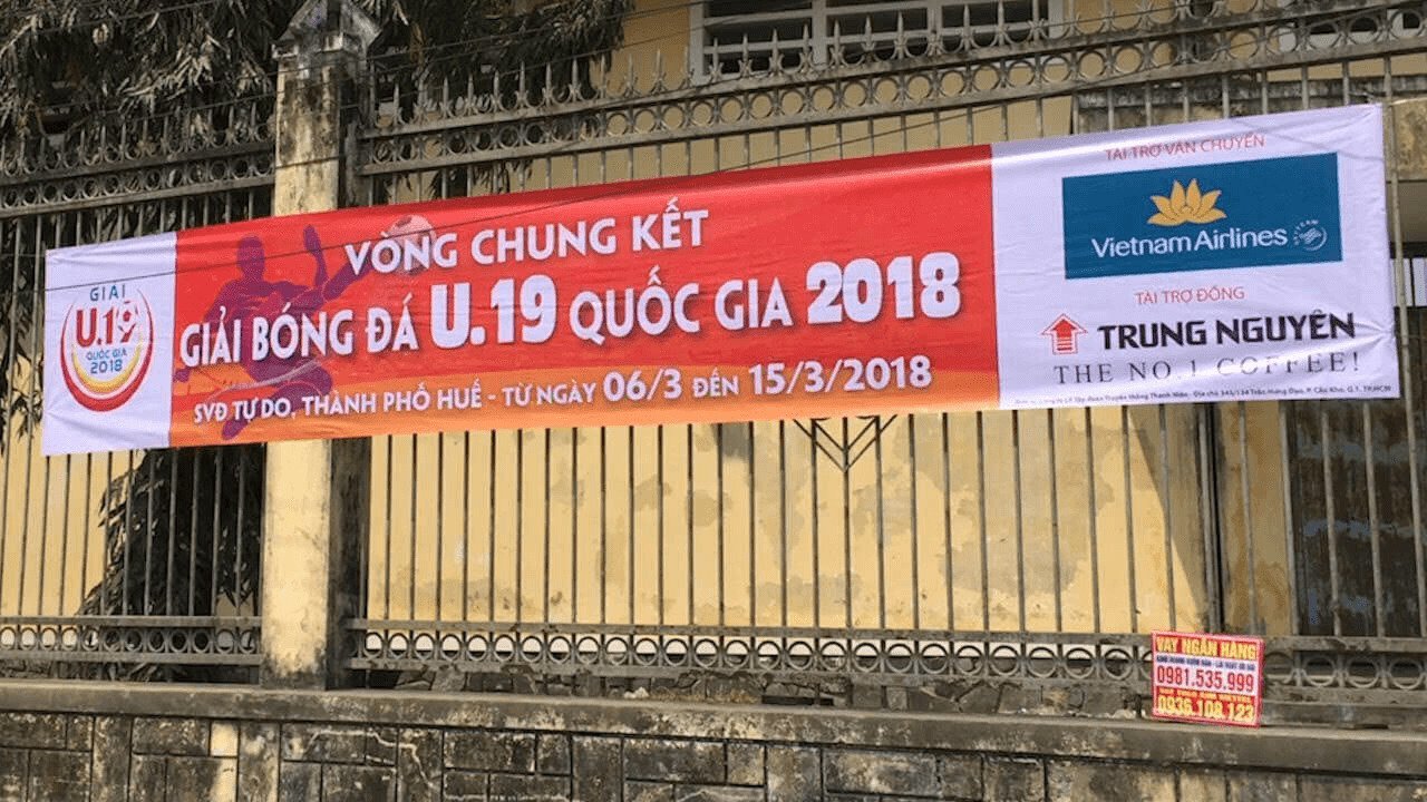 In băng rôn, bảng quảng cáo, truyền thông từ bạt Hiflex