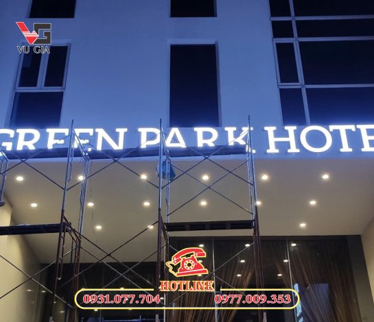Chuyên thi công bảng hiệu khách sạn TP HCM nổi bật, thu hút
