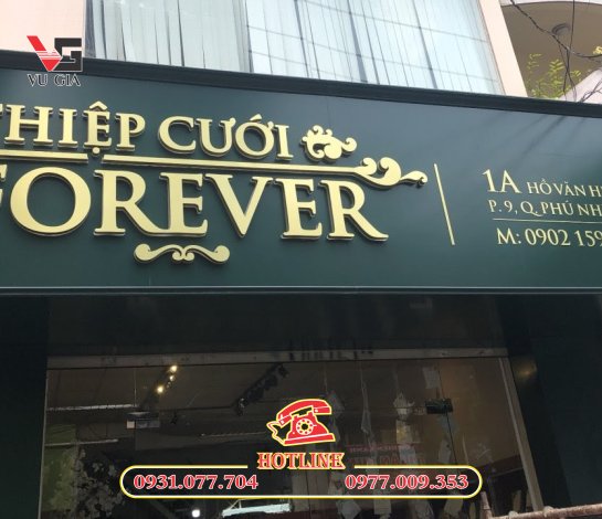 Dịch vụ làm biển hiệu cửa hàng TPHCM theo yêu cầu, giá xưởng